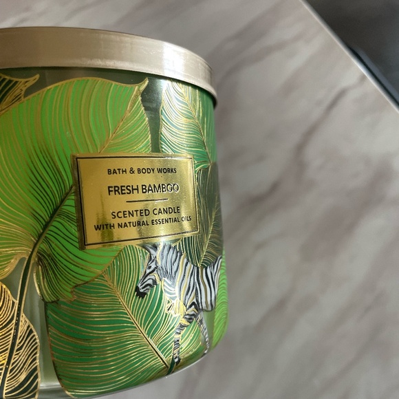 BATH & BODY WORKS FRESH BAMBOO 3 WICK CANDLE 14.5 OZ - Picture 6 of 10
